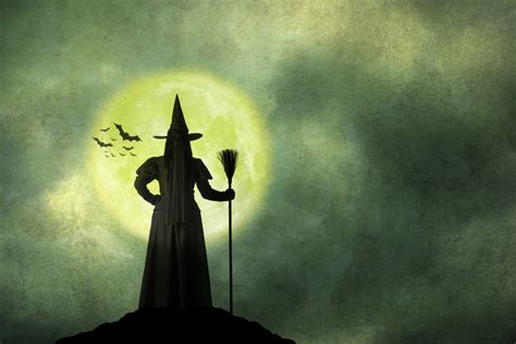 The Dark Black Witch Hat: A Key Element of Wiccan Practices